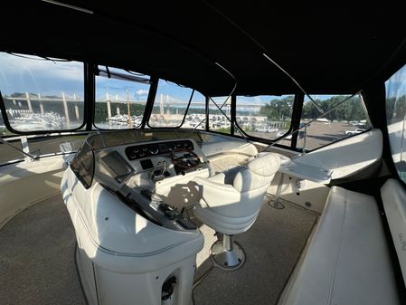 Sea Ray 450 Express Bridge image