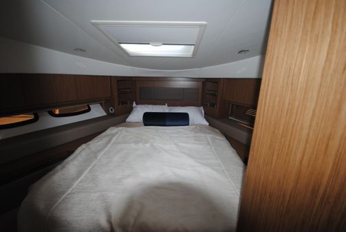 Sea Ray Sundancer 510 image