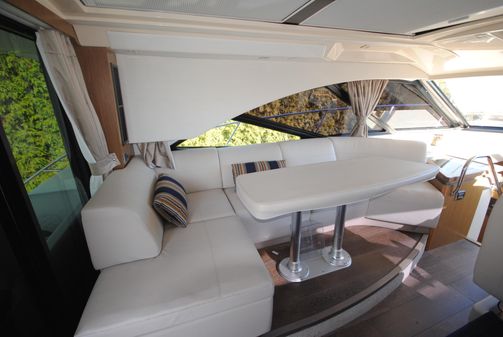 Sea Ray Sundancer 510 image