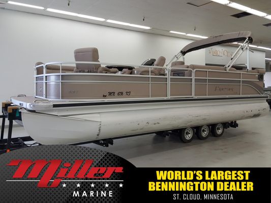 Premier 250 Intrigue - main image