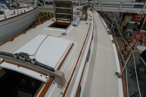 Cape Dory 36' image