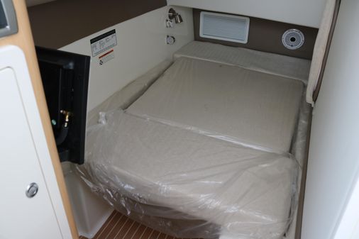 World Cat 325 DC image