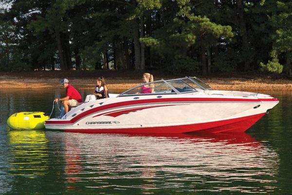 Chaparral 224 Sunesta - main image