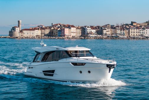 Greenline 45 Coupe Hybrid image