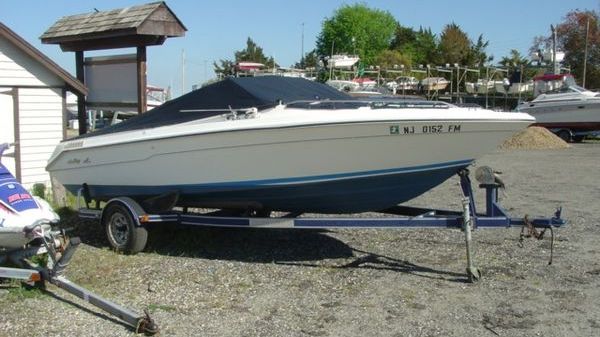 Sea Ray 200 Bowrider 