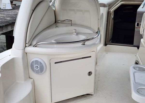 Sea Ray 340 Sundancer image