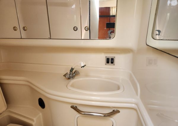 Sea Ray 340 Sundancer image