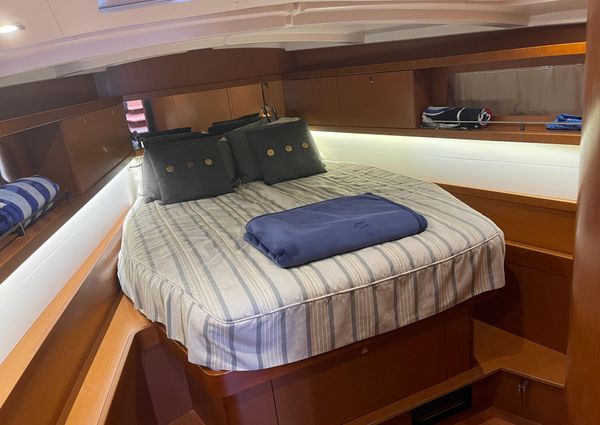 Beneteau Oceanis 45 image