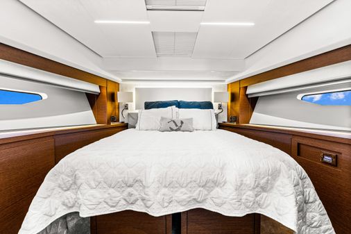 Prestige 590 image