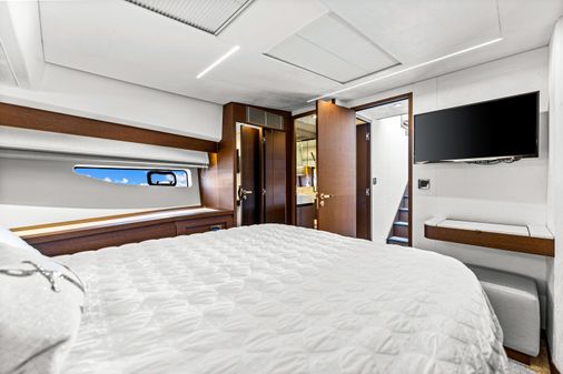 Prestige 590 image