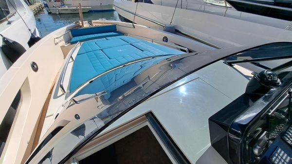 Cayman Yachts 400 WA image