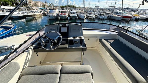 Riviera 39 FLYBRIDGE image