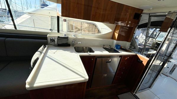 Riviera 39 FLYBRIDGE image