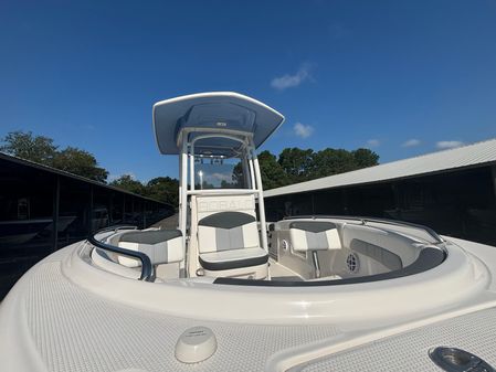 Robalo R222 Explorer image