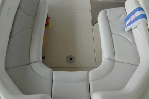 Sea Ray 380 Sundancer image