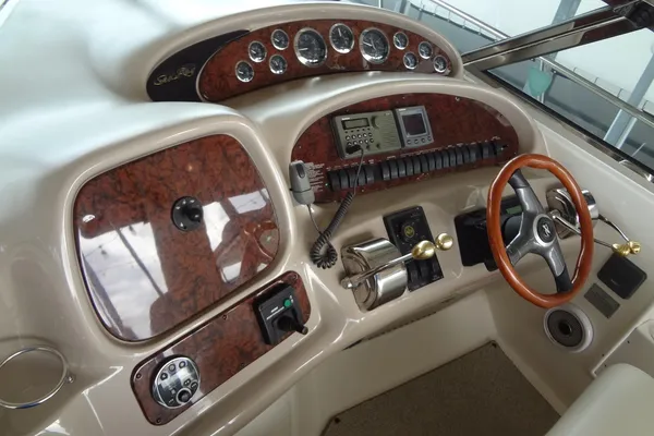 Sea-ray 380-SUNDANCER image