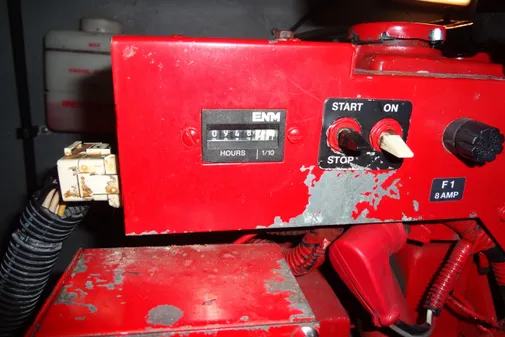 Sea Ray 380 Sundancer image