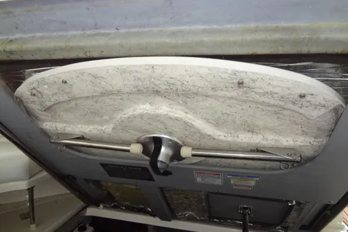 Sea Ray 380 Sundancer image