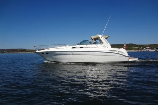 Sea Ray 380 Sundancer image