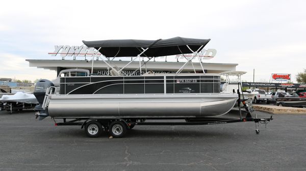 Bennington 22 SSX
