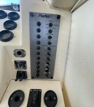 Parker 2520-XL-SPORT-CABIN image