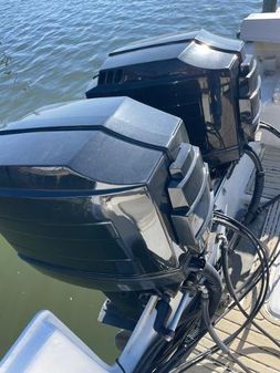 Parker 2520-XL-SPORT-CABIN image