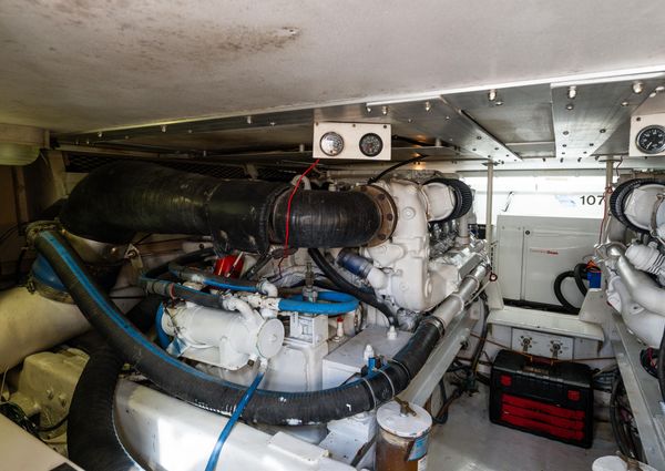 Viking 47 Convertible image