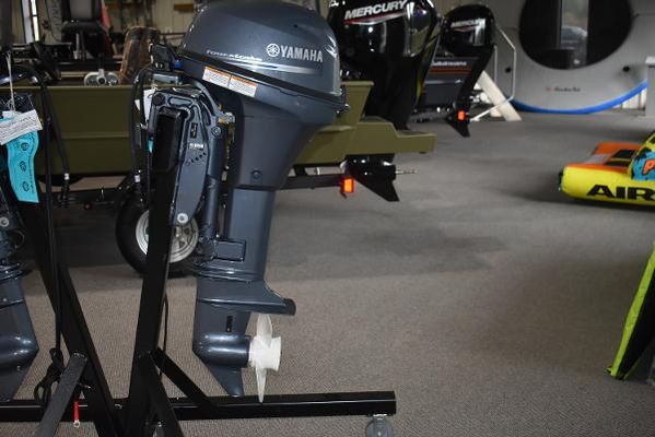 Yamaha Outboards T9.9LPB - main image