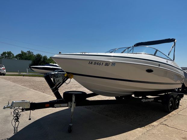 1998 Chris-Craft 200 Spirit Lake, Iowa - Boji Boat Brokers