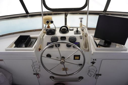 Gulf Commander Motor Yacht image