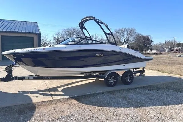 Sea-ray SPX-210 image