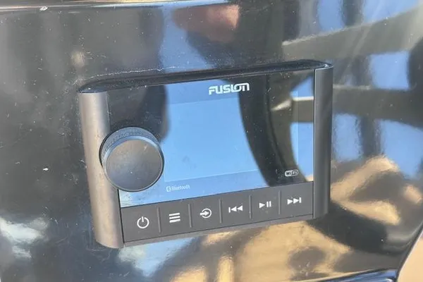 Sea-ray SPX-210 image