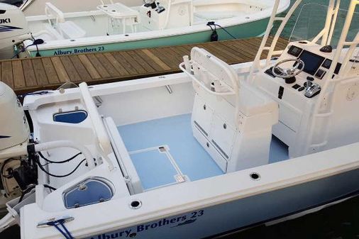 Albury-brothers 23-BAY-BLUEWATER image