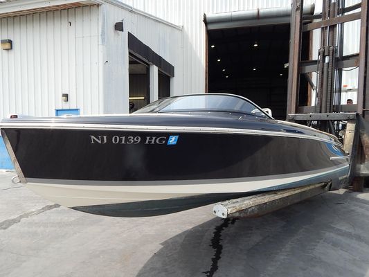 Chris-Craft Capri 21 - main image