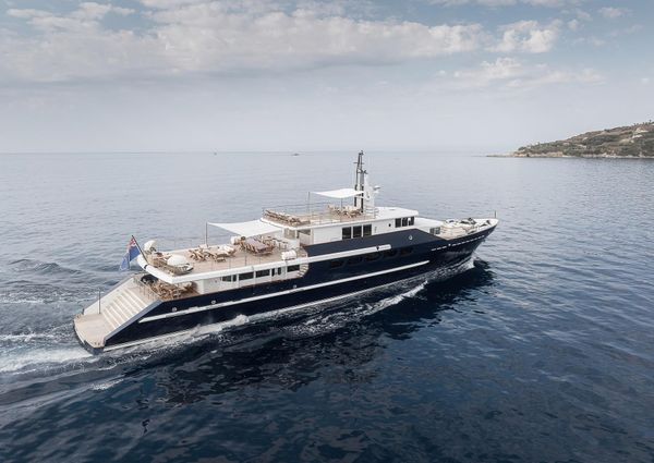 Feadship Custom image