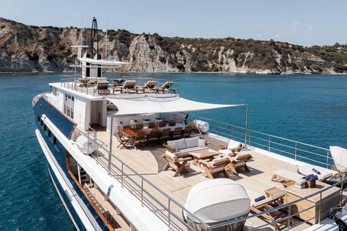 Feadship Custom image