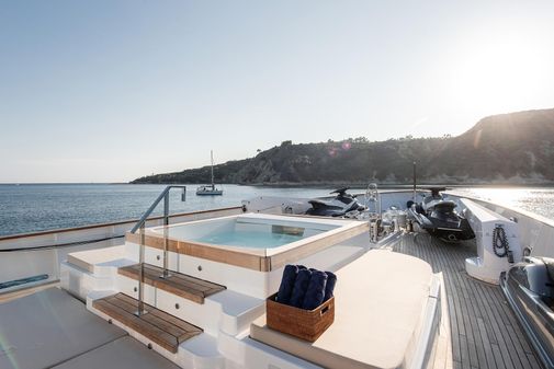 Feadship Custom image