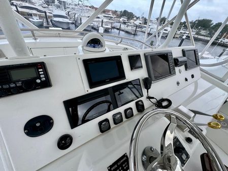 Hatteras 46 Convertible image