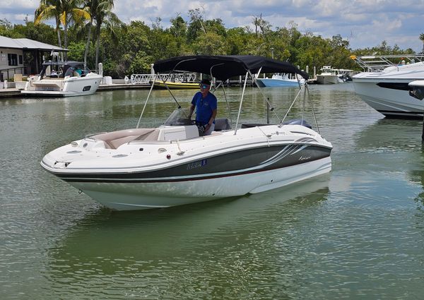 Hurricane SUNDECK-SPORT-220-OB image