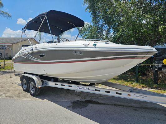 Hurricane SunDeck Sport 220 OB - main image