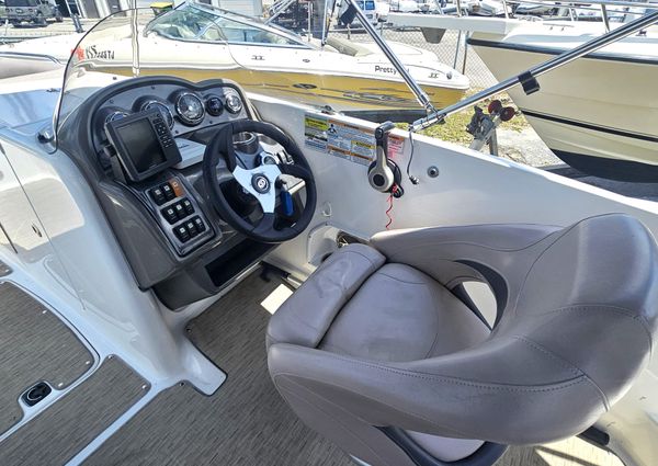 Hurricane SUNDECK-SPORT-220-OB image