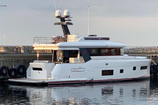 Sirena 58 image