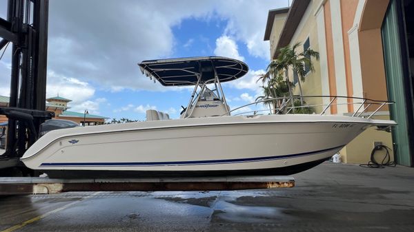 Wellcraft 240 CCF 