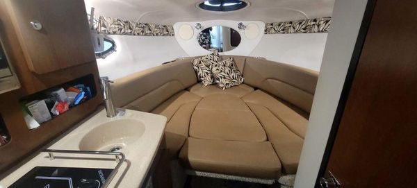 Crownline 264 CR image