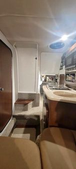 Crownline 264 CR image