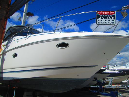 Rinker 330 Express Cruiser - main image