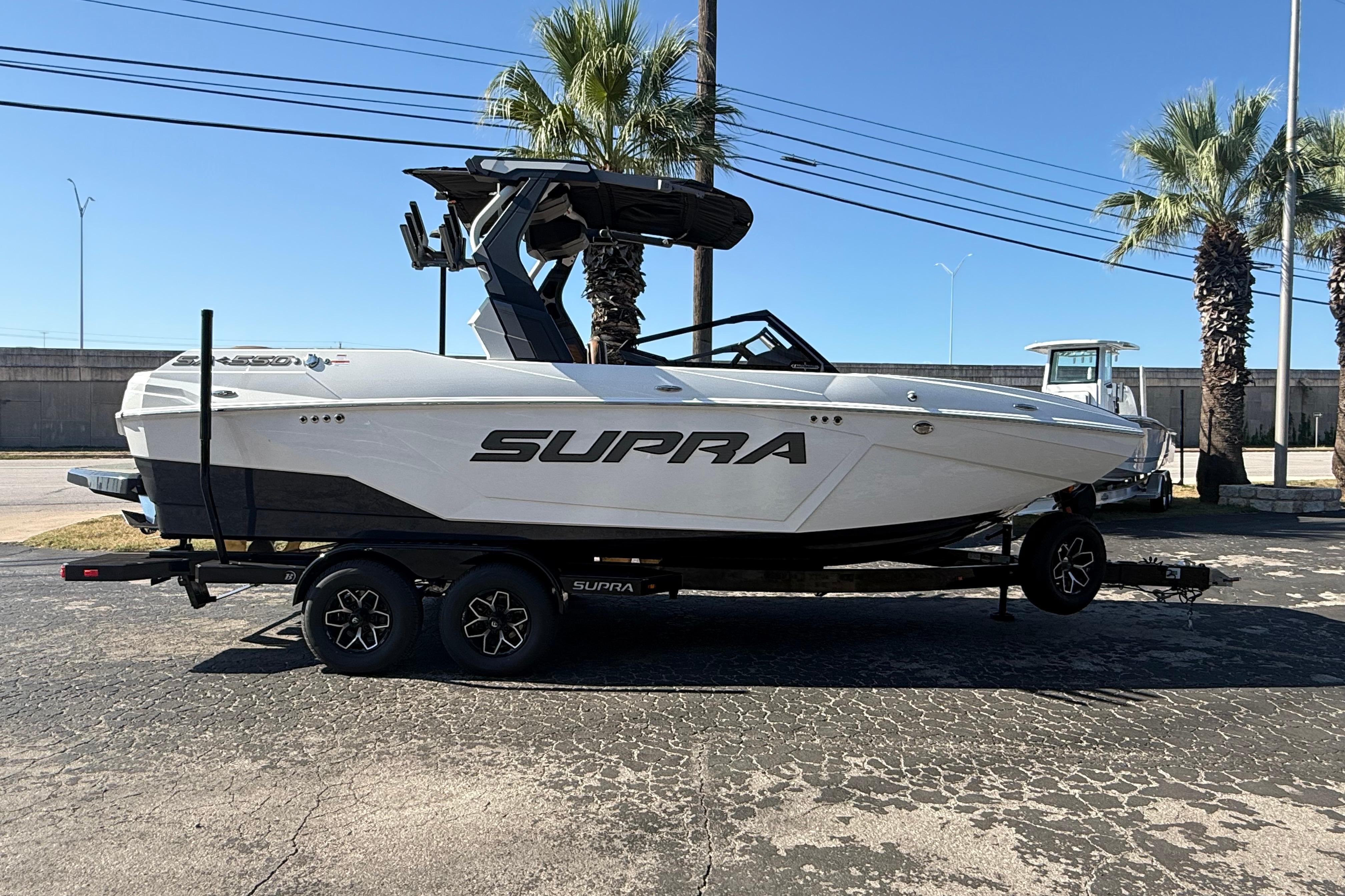 2026 Supra SA 550 Austin, Texas - South Austin Marine