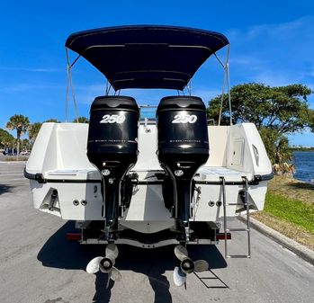 Boston-whaler CONQUEST image