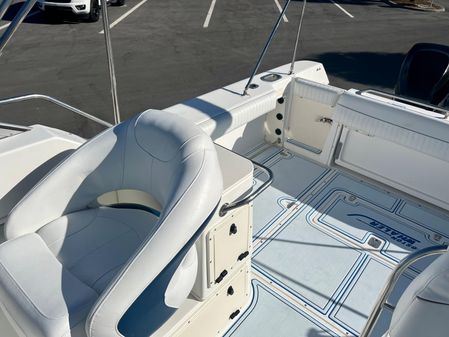 Boston-whaler CONQUEST image