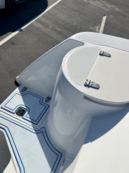 Boston-whaler CONQUEST image